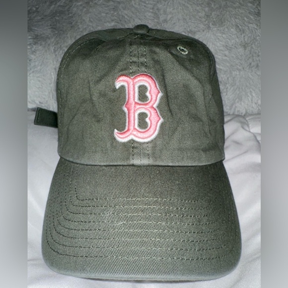Accessories - '47 Brand Women's Slideback Hat Green Adjustable Embroidered Boston Red Sox '47.